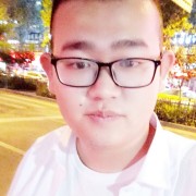 李凡