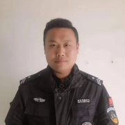 王龍培