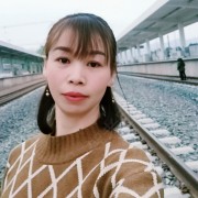 张小英