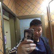 万忠锐