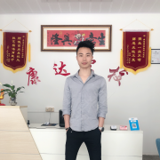 李东东