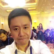 李新奇