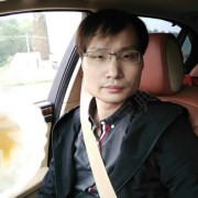 向伟