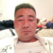 胡本超