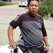 鲁文金