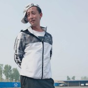 宋华