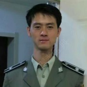 何建华