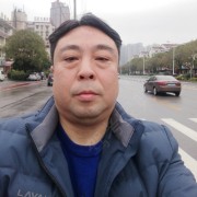 瞿冰