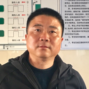 王刚