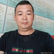 黄华