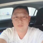 杨小忠