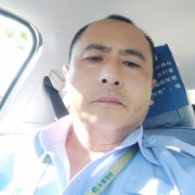 白云东