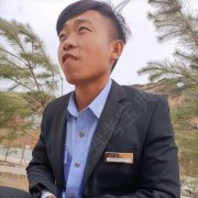 薛彤彤