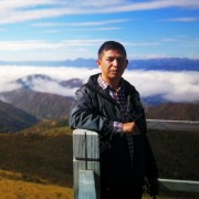 杨明