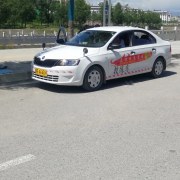 东世正