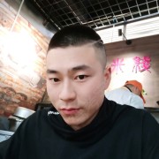 吴佰雄