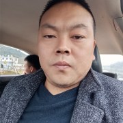 张海龙
