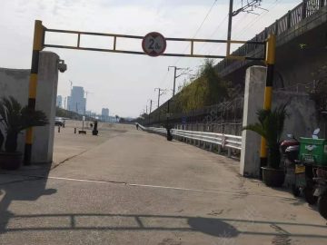 敏婕驾校