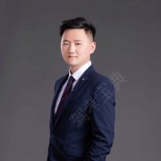 张磊