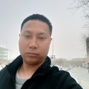 张玉清