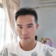 杨威