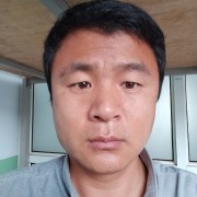 王磊