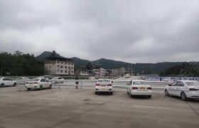 红运驾校