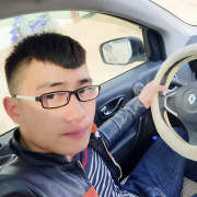 周翼
