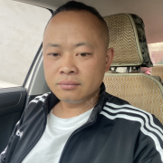 周扬狮