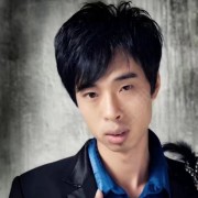 李志龙