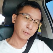 刘新庚